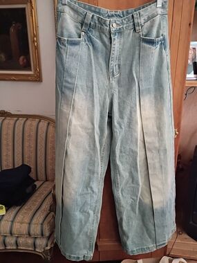 Aelfric Eden Women's Light Washed Blue Wide Leg Jeans